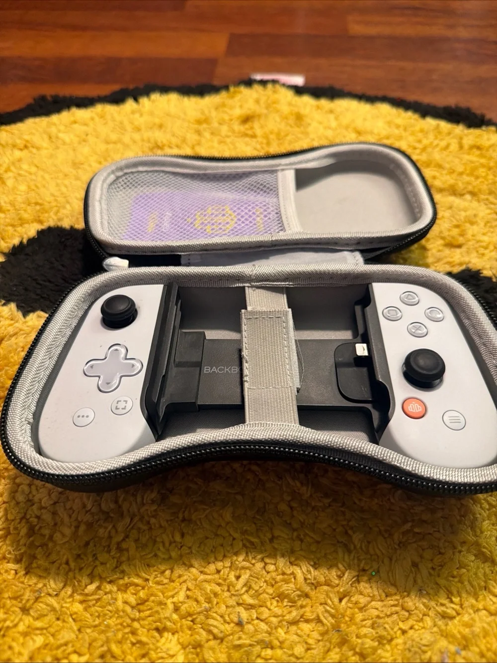 Sony White Mobile Gaming Controller with Detachable Grip